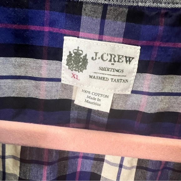 J. Crew washed tartan buttoned down purple & pink plaid XL - Picture 3 of 7